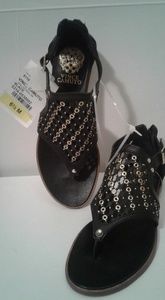 🆕️ VINCE CAMUTO: Sandals